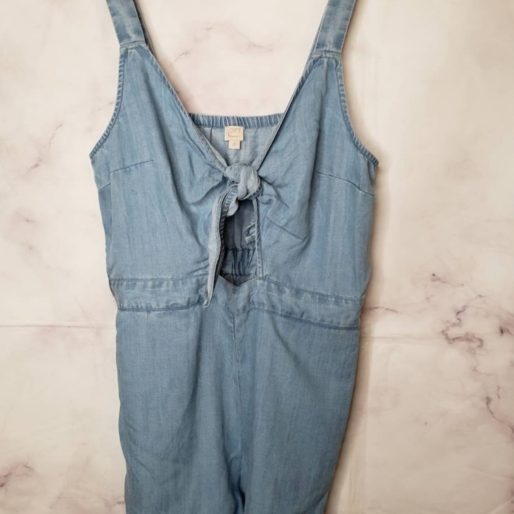 NWT, Ann Taylor LOFT Beach, Chambray, Tie Front Romper, Size: M - Picture 9 of 10